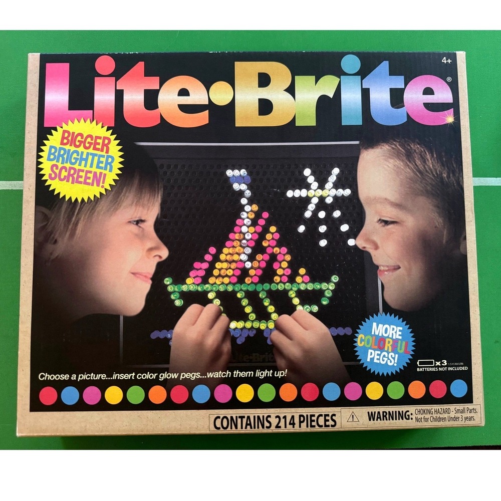 Lite-Brite Magic Screen Retro Toy 214 Pcs 200+ Pegs 6 Templates New Open Box